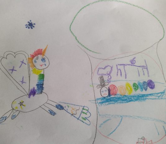 Prințesa-unicorn și șarpele-curcubeu